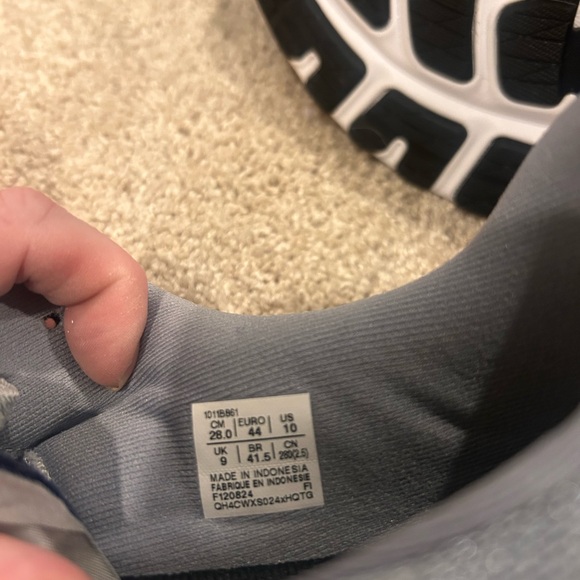 Asics Men’s Light Gray Athletic Tennis Shoes Size 10 New with Box - Picture 6 of 8